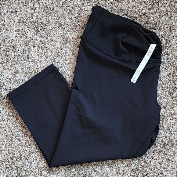 😍Lululemon Wunder Under Crop 21" High Rise Black EUC Full-On Luxtreme Yoga Gym - Picture 5 of 5